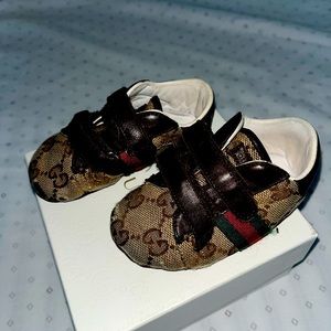 Authetic Baby gucci shoe!